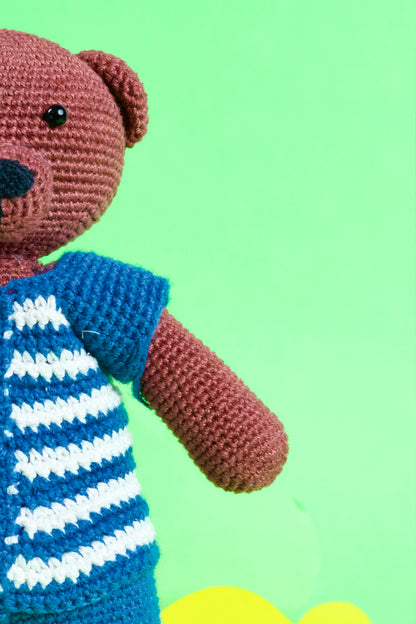 Giggly Bear: Crochet Toys