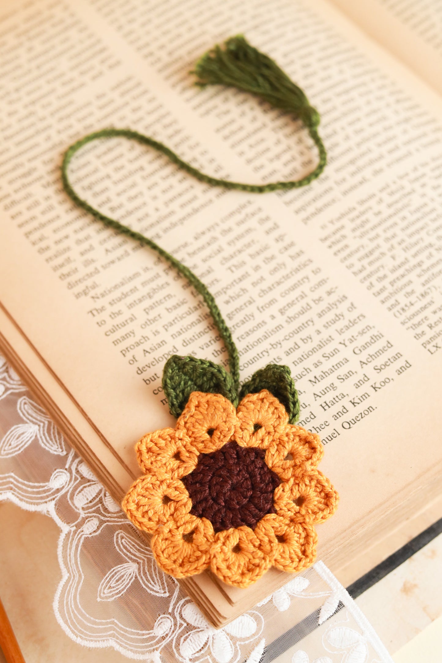 Surajmukhi- Crochet Bookmark