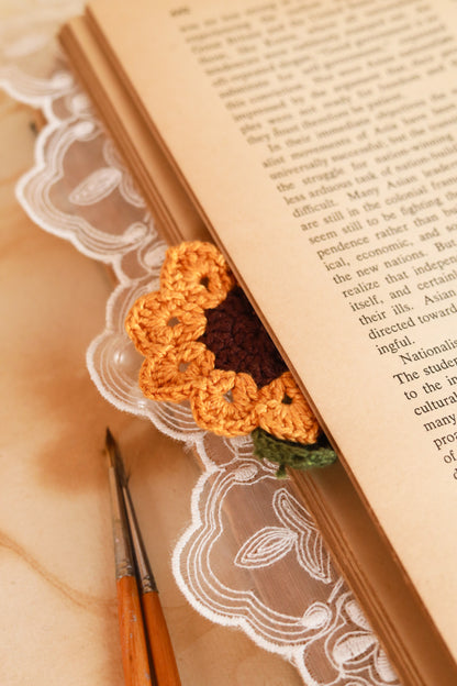 Surajmukhi- Crochet Bookmark