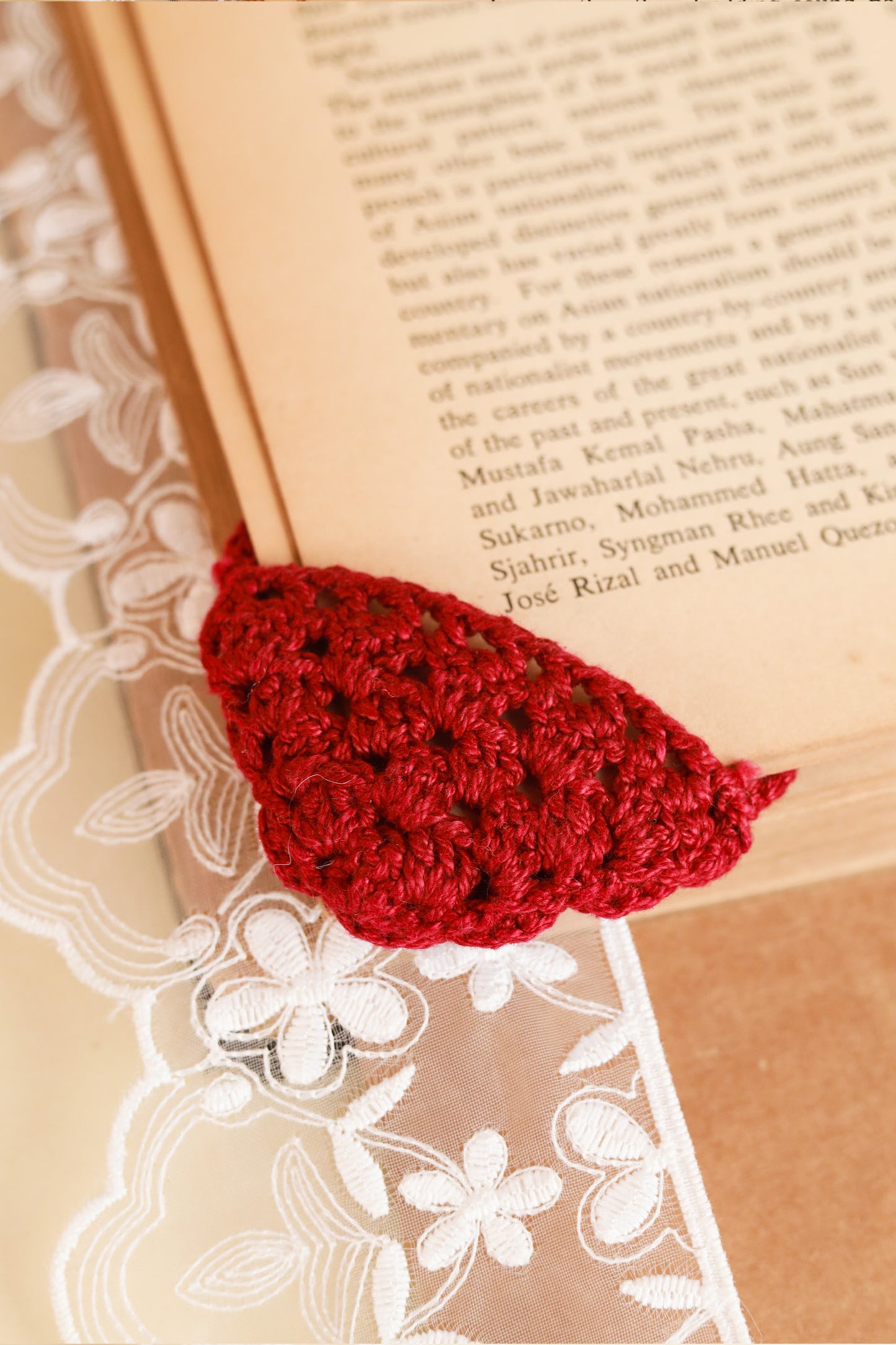 Dilkash- Crochet Bookmark