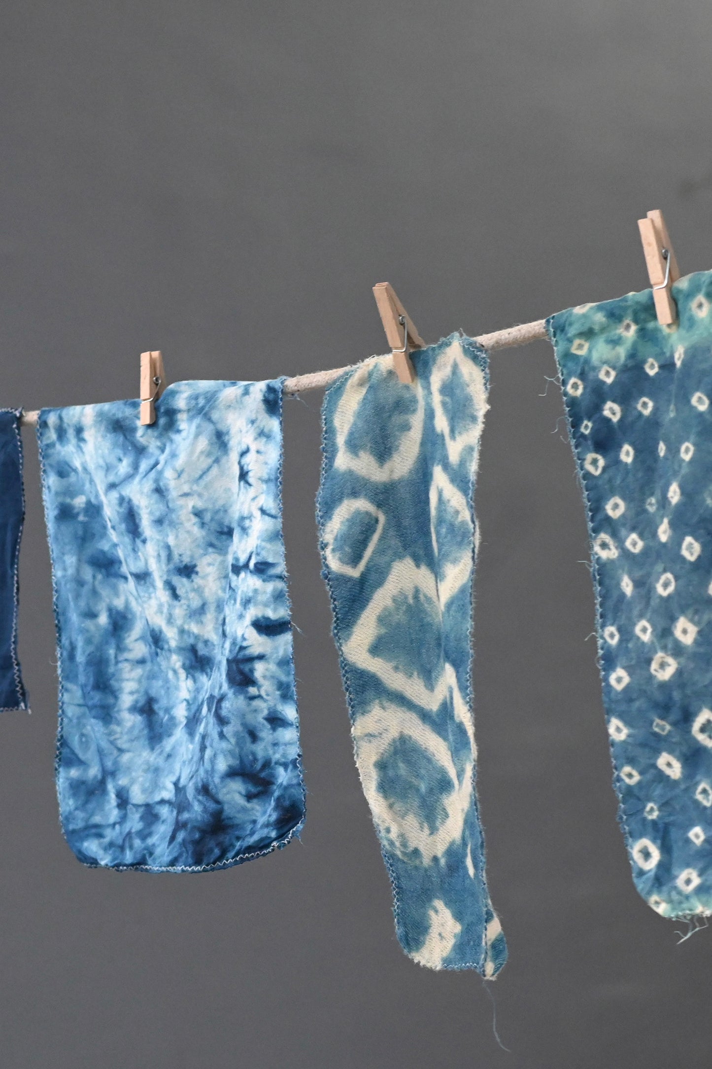 The Art of Shibori: An Introduction to Japanese Tie & Dye (Kit Included)